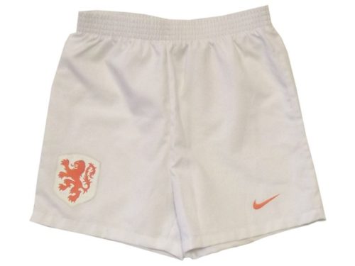 Nike, Oroszlános rövidnadrág