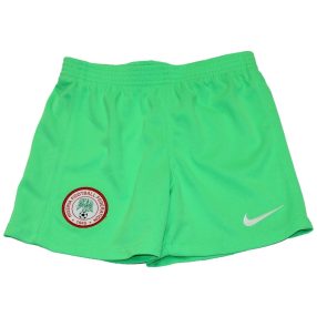 Nike, Emblémás rövidnadrág