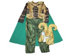 Loki jelmez fejrésszel