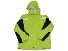 Alive, Neonzöld télikabát