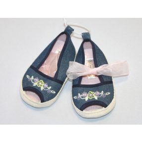 Tendertoes, Hímzett virágos, puhatalpú cipő