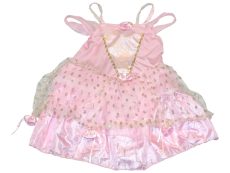 Johw Lewis, Hercegnő jelmez