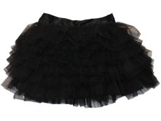Tom-du, Fodros, fekete tüllszoknya