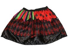 George, Bohóc, zombi jelmez, szoknya